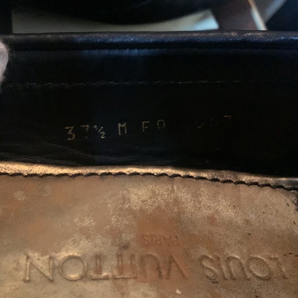 Louis Vuitton Loafers size 37 1/2 - Picture 4 of 8